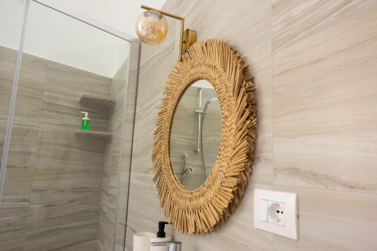 Seaport #Rooms Trani Exterior photo